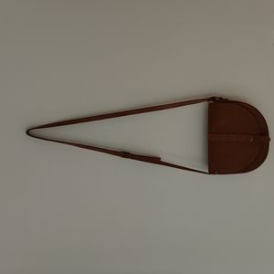 Crossbody leather bag
